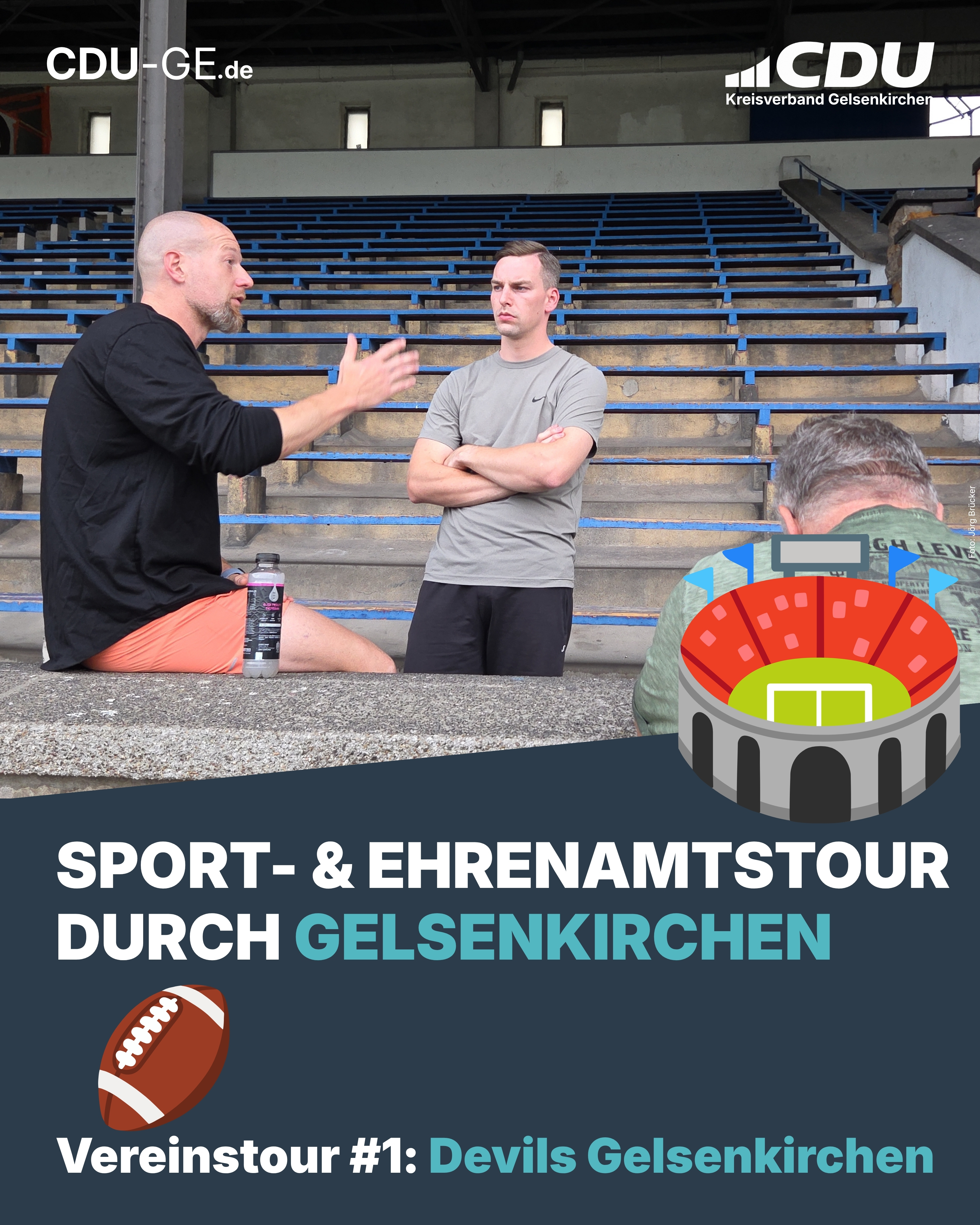 Johannes Werner (Devils Gelsenkirchen) im Gespr�ch mit Landtagskandidat Hobie Fischbach (v. l.). 